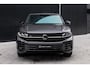 Volkswagen Touareg 3.0 TSi eHybrid 4MOTION R | NL Auto | Luchtvering | Trekhaak | Stoelverwarming voor/Achter | Stoelkoeling/massage | DYNAUDIO | HUD | Connectivity-Pack | Park Assist Pro | Panoramadak | Matrix LED | Adaptieve Cruise Control | IQ Drive | Memory-Pakket Premium |
