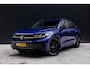 Volkswagen Touareg 3.0 TSi eHybrid 4MOTION R | Luchtvering | Panoramadak | Matrix Led IQ | Discover Pro Max | Comfort-Stoelen | Trekhaak | Stoelverwarming V + A | Nachtzicht-Assistent | Park Assist Pro | Connectivity-Pakket | Adaptieve Cruise Control |
