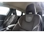 Volvo V40 1.5 T2 Polar+ | Stoel & Stuurverwarming | Dodehoek sensoren | Parkeersensoren achter | Cruisecontrol | Automaat |