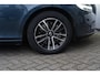 Volvo V40 1.5 T2 Polar+ | Stoel & Stuurverwarming | Dodehoek sensoren | Parkeersensoren achter | Cruisecontrol | Automaat |