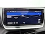 Peugeot 2008 SUV Allure 100pk | Navigatie | Achteruitrijcamera | Climate Control | Cruise Control | Parkeersensoren v+a | Draadloze Apple Carplay / Android Auto | Digitaal instrumentenpaneel | Armsteun | Elektrisch inklapbare spiegels | DAB+ radio | Led koplampen | Donker getint glas | 17" lichtmetalen velgen |