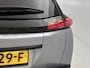 Peugeot 2008 SUV Allure 100pk | Navigatie | Achteruitrijcamera | Climate Control | Cruise Control | Parkeersensoren v+a | Draadloze Apple Carplay / Android Auto | Digitaal instrumentenpaneel | Armsteun | Elektrisch inklapbare spiegels | DAB+ radio | Led koplampen | Donker getint glas | 17" lichtmetalen velgen |