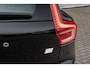 Volvo XC40 Recharge Core | Parkeersensoren voor en achter | Parkeercamera | Stoel & Stuurverwarming | 4 seizoenenbanden |