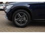 Mercedes-Benz GLC 300e 4MATIC Premium Plus / SoH 88,3 % / Panoramadak / Camera / Leder&Alcantara / 19'' / Stoelverwarming / Cruise Control