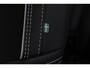 Volvo XC40 1.5 T4 Recharge R-Design | Dealeronderhouden | Adaptive Cruise control | Panoramadak | Visual Park Assist | Intellisafe Assist | Drive Modes | Preconditioning | Luxury 2 Pack | 19 Inch | All Seasonbanden | Verlichtingspack 2 | Keyless | Premium Audio by Harman Kardon | Elektrische achterklep | Verwarmbaar stuurwiel | Elektrisch verstelbare voorstoelen | Verwarmbare voorstoelen | Verwarmbare achterbank