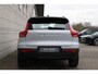 Volvo XC40 1.5 T4 Recharge R-Design | Dealeronderhouden | Adaptive Cruise control | Panoramadak | Visual Park Assist | Intellisafe Assist | Drive Modes | Preconditioning | Luxury 2 Pack | 19 Inch | All Seasonbanden | Verlichtingspack 2 | Keyless | Premium Audio by Harman Kardon | Elektrische achterklep | Verwarmbaar stuurwiel | Elektrisch verstelbare voorstoelen | Verwarmbare voorstoelen | Verwarmbare achterbank
