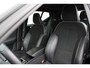 Volvo XC40 1.5 T4 Recharge R-Design | Dealeronderhouden | Adaptive Cruise control | Panoramadak | Visual Park Assist | Intellisafe Assist | Drive Modes | Preconditioning | Luxury 2 Pack | 19 Inch | All Seasonbanden | Verlichtingspack 2 | Keyless | Premium Audio by Harman Kardon | Elektrische achterklep | Verwarmbaar stuurwiel | Elektrisch verstelbare voorstoelen | Verwarmbare voorstoelen | Verwarmbare achterbank