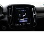 Volvo XC40 1.5 T4 Recharge R-Design | Dealeronderhouden | Adaptive Cruise control | Panoramadak | Visual Park Assist | Intellisafe Assist | Drive Modes | Preconditioning | Luxury 2 Pack | 19 Inch | All Seasonbanden | Verlichtingspack 2 | Keyless | Premium Audio by Harman Kardon | Elektrische achterklep | Verwarmbaar stuurwiel | Elektrisch verstelbare voorstoelen | Verwarmbare voorstoelen | Verwarmbare achterbank