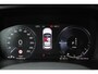 Volvo XC40 1.5 T4 Recharge R-Design | Dealeronderhouden | Adaptive Cruise control | Panoramadak | Visual Park Assist | Intellisafe Assist | Drive Modes | Preconditioning | Luxury 2 Pack | 19 Inch | All Seasonbanden | Verlichtingspack 2 | Keyless | Premium Audio by Harman Kardon | Elektrische achterklep | Verwarmbaar stuurwiel | Elektrisch verstelbare voorstoelen | Verwarmbare voorstoelen | Verwarmbare achterbank