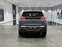Peugeot 5008 1.6 Plug-in Hybrid 195 Allure 7p Automaat | 7-Zits | Climate Control | Full Map Navigatie | Apple Carplay / Android Auto | 360 Camera | Parkeersensoren | Bekleding Half Leder | Direct uit Voorraad Leverbaar!