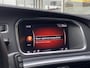 Volvo V40 1.5 T3 Polar+ Sport / Automaat / NL-Auto / Dealer-Onderhouden / Cruise-Control / Climate-Control / Stoelverwarming / Harman-Kardon Audio / Afneembare-Trekhaak / LED / Keyless / DAB Radio-Bluetooth / Navi / Camera / 17'' LMV / ENZ.