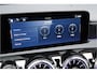 Mercedes-Benz A-klasse 180 AMG Line Aut7 | Facelift | Panoramadak | Verwarmd Stuurwiel | Trekhaak | Camera | Keyless Go | Widescreen | Sfeerverlichting | Stoelverwarming | High Perf. LED |