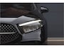 Mercedes-Benz A-klasse 180 AMG Line Aut7 | Facelift | Panoramadak | Verwarmd Stuurwiel | Trekhaak | Camera | Keyless Go | Widescreen | Sfeerverlichting | Stoelverwarming | High Perf. LED |