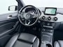 Mercedes-Benz B-klasse 200 Ambition Leder Trekhaak Navigatie Automaat Dealer onderhouden