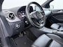 Mercedes-Benz B-klasse 200 Ambition Leder Trekhaak Navigatie Automaat Dealer onderhouden