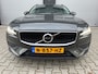 Volvo V60 2.0 B3 MILD-HYBRIDE / MOMENTUM BUSINESS / Automaat / Apple CarPlay &amp; smartphone-integratie.