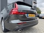 Volvo V60 2.0 B3 MILD-HYBRIDE / MOMENTUM BUSINESS / Automaat / Apple CarPlay &amp; smartphone-integratie.