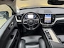 Volvo XC60 2.0 T6 Plug-in 350pk AWD Inscription | Long range | Panoramadak | Lederen bekleding | Pilot assist | Camera | Stoel&stuurverwarming | 20 inch LMV | Navigatie | Apple CarPlay / Android Auto | Full-LED | DAB | Keyless | Elektrische achterklep | Elektrisch verstelbare stoelen met memory | Volledig onderhouden!