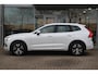 Volvo XC60 T6 Business Pro Twin Engine 340pk | Pano | Stoelverwarming | Memory | Camera | Climate