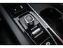Volvo XC60 T6 Business Pro Twin Engine 340pk | Pano | Stoelverwarming | Memory | Camera | Climate