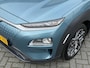 Hyundai Kona Electric EV Premium 64 kWh / 1e eig / 18"Lm velgen met All Season / 3 fase / Dak en Stijlen grijs gewrapt / Fietsdrager montage beugel /