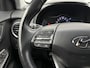 Hyundai Kona Electric EV Premium 64 kWh / 1e eig / 18"Lm velgen met All Season / 3 fase / Dak en Stijlen grijs gewrapt / Fietsdrager montage beugel /
