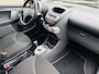Peugeot 107 1.0-12V XS Automaat Airco zeer nette auto electr