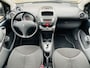 Peugeot 107 1.0-12V XS Automaat Airco zeer nette auto electr