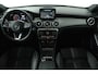 Mercedes-Benz CLA Shooting Brake 180 Business Solution (TREKHAAK, STOELVERWARMING, ACHTERUITRIJCAMERA, PARKEERSENSOREN)