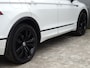 Volkswagen Tiguan 2.0 TSI 4Motion Highline Business R * CARPLAY * GOED ONDERH. !!