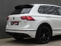 Volkswagen Tiguan 2.0 TSI 4Motion Highline Business R * CARPLAY * GOED ONDERH. !!