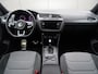 Volkswagen Tiguan 2.0 TSI 4Motion Highline Business R * CARPLAY * GOED ONDERH. !!