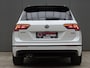 Volkswagen Tiguan 2.0 TSI 4Motion Highline Business R * CARPLAY * GOED ONDERH. !!
