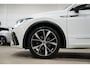 Volkswagen Tiguan 1.5 TSI R-Line * Pano - 20" - Keyless - Camera - IQ Light - Blind Spot - Standkachel *