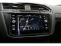 Volkswagen Tiguan 1.5 TSI R-Line * Pano - 20" - Keyless - Camera - IQ Light - Blind Spot - Standkachel *