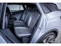 Volkswagen ID.4 Pro Limited Edition | 'App-Connect' draadloze smartphone integratie | Achterbank in ongelijke delen neerklapbaar incl. middenarmsteun en doorlaadmogelijkheid | Afstandscontrolesysteem (Front Assist), met voetgangers- en fietsersherkenning