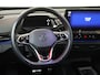Volkswagen ID.5 GTX 77 kWh | Trekhaak | Warmtepomp | 360 camera | Dodehoek detectie | Keyless | Kuipstoelen voor | Adaptieve cruise control | Parkeerassistent |
