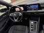 Volkswagen Golf 1.5 eTSI 2022 R-LINE DSG PANO ACC SIDE-ASSLEDER ALCANTARA