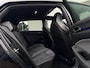 Volkswagen Golf 1.5 eTSI 2022 R-LINE DSG PANO ACC SIDE-ASSLEDER ALCANTARA