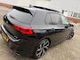 Volkswagen Golf 1.5 eTSI 2022 R-LINE DSG PANO ACC SIDE-ASSLEDER ALCANTARA