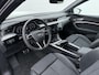 Audi Q8 e-tron 50 quattro S Edition 95 kWh | Luchtvering | Pano dak | Elek Achterklep | Camera | Stoelverwarming | 21'' |