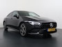 Mercedes-Benz CLA 250 e AMG Business Line | Panorama - Schuifdak | Sfeerverlichting | Nightpakket | Multibeam LED Koplampen | Achteruitrij Camera