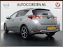 Toyota Auris 1.8I Hybrid AUT. Panodak Trekhaak Navi LED Ecc Camera Cruise Control Pdc Lmv 17" Lane Assist Privacy Glas Isofix Bluetooth DAB Led Regen-Lichtsensor Keyless Dealeronderhouden