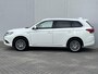 Mitsubishi Outlander 2.4 PHEV Automaat Intense / 1500 kg trekgewicht / Plug-in / Keyless / Apple carplay & Android auto / Climate control / Cruise control
