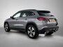 Mercedes-Benz GLA 250e Nightpakket Plug-In | Trekhaak | Saliegrijs Interieur | Distronic | Dode Hoek Ass | Parkeerpakket met Camera | Inclusief 24 maanden Mercedes-Benz Certified garantie voor Europa.
