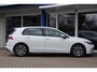Volkswagen Golf 1.0 TSI Navigatie PDC Carplay Lane-assist