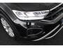 Volkswagen T-Roc 1.5 TSI 150pk DSG Life Edition Trekhaak Camera Navigatie ACC Carplay Keyless Led