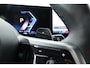 BMW 5-Serie 530e xDrive M-Sport Pro | Shadowline | Widescreen | HUD | Harman/Kardon | Elek. Trekhaak | Stoel-Stuurverw. | Nav+App.C | Adapt. Cruise | Elek. Klep | Sfeerverl. V