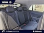 Volkswagen T-Roc Life First Edition 1.5 eTSI 116 PK | Multimedia 'Ready to Discover' | Koplampverlichting led | Zijruiten achter en achterruit getint