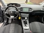 Peugeot 308 SW 1.2 PureTech Allure / PANORAMADAK / NAVI / CRUISE